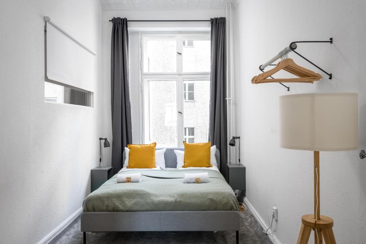Riesiges Apartment Nahe Kudamm Sehr Schoner Altbau 123M2 Gross 12 Gaste Berlin Eksteriør bilde