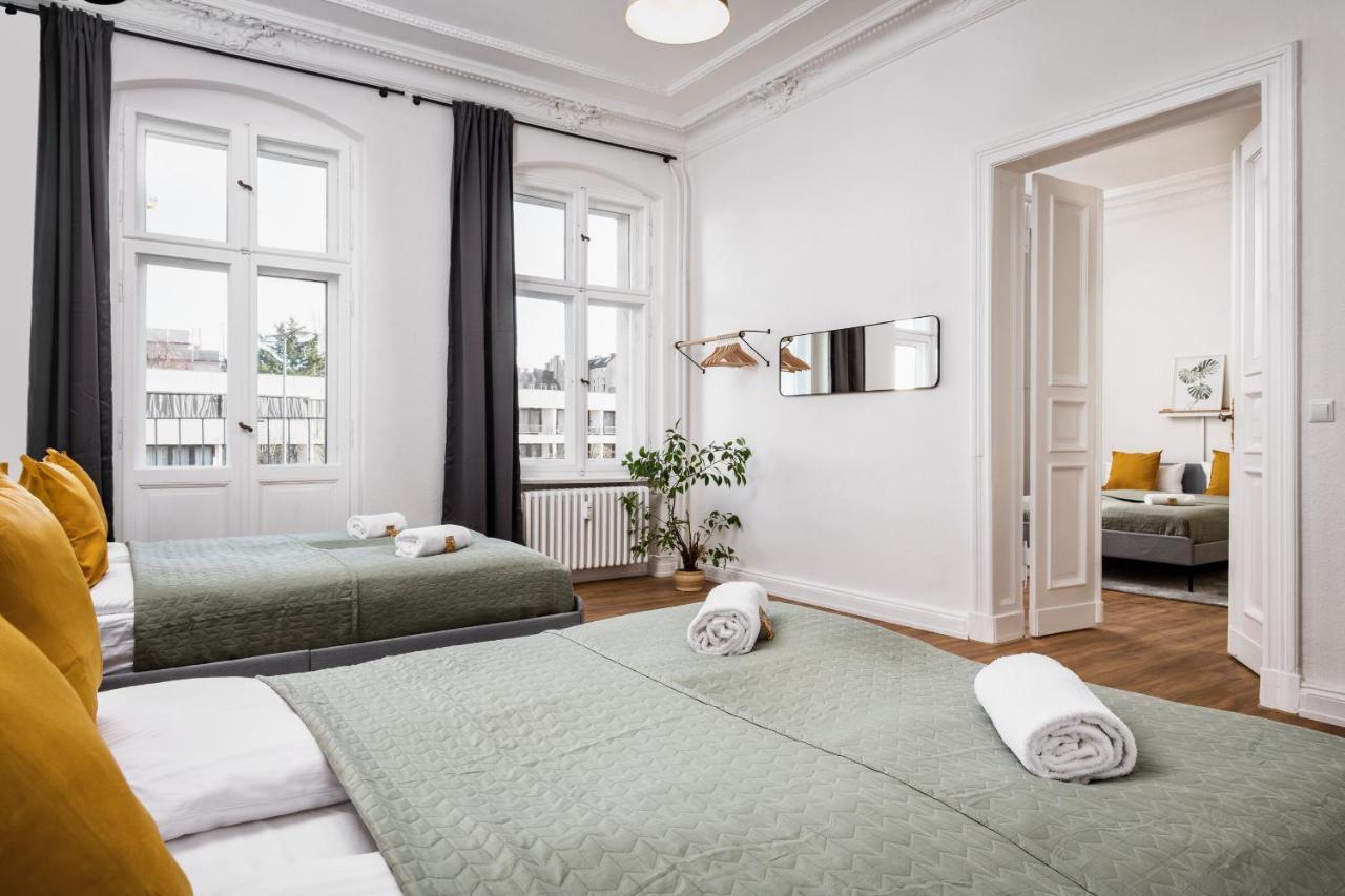 Riesiges Apartment Nahe Kudamm Sehr Schoner Altbau 123M2 Gross 12 Gaste Berlin Eksteriør bilde